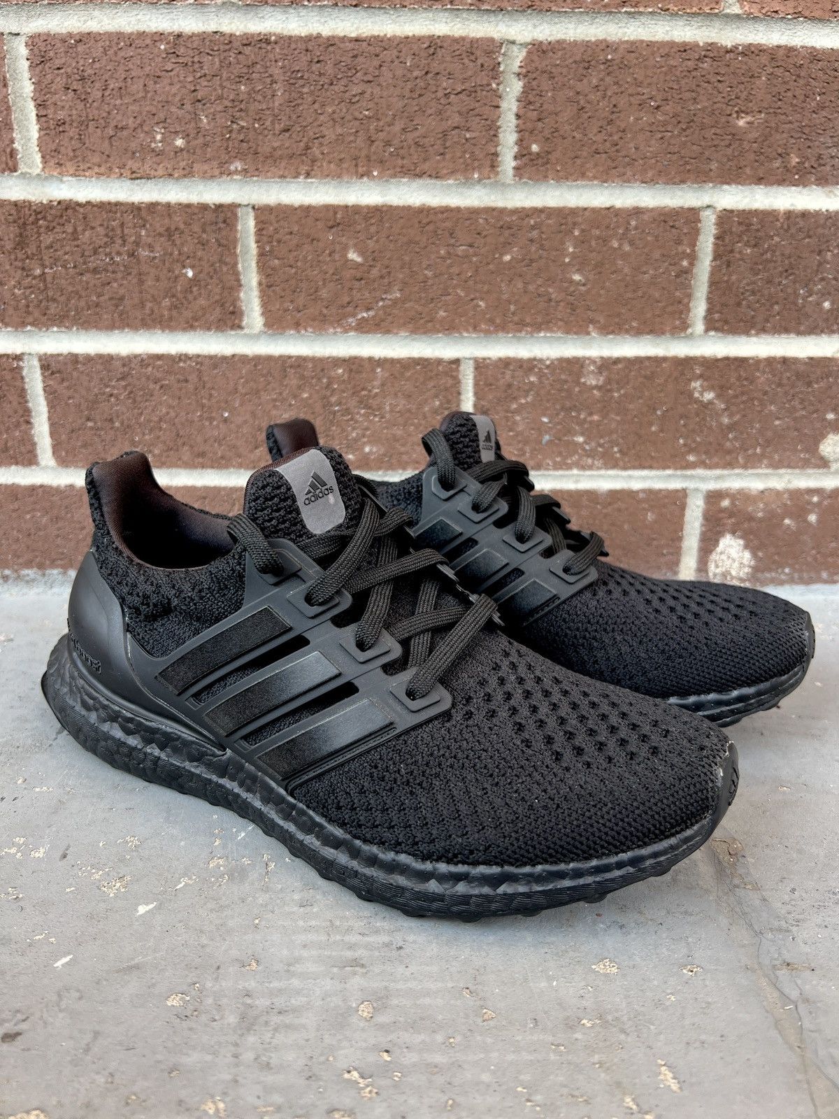 Adidas Adidas Women’s UltraBoost 5.0 DNA 'Triple Black' Size US 6.5 / IT 36.5 - 1 Thumbnail