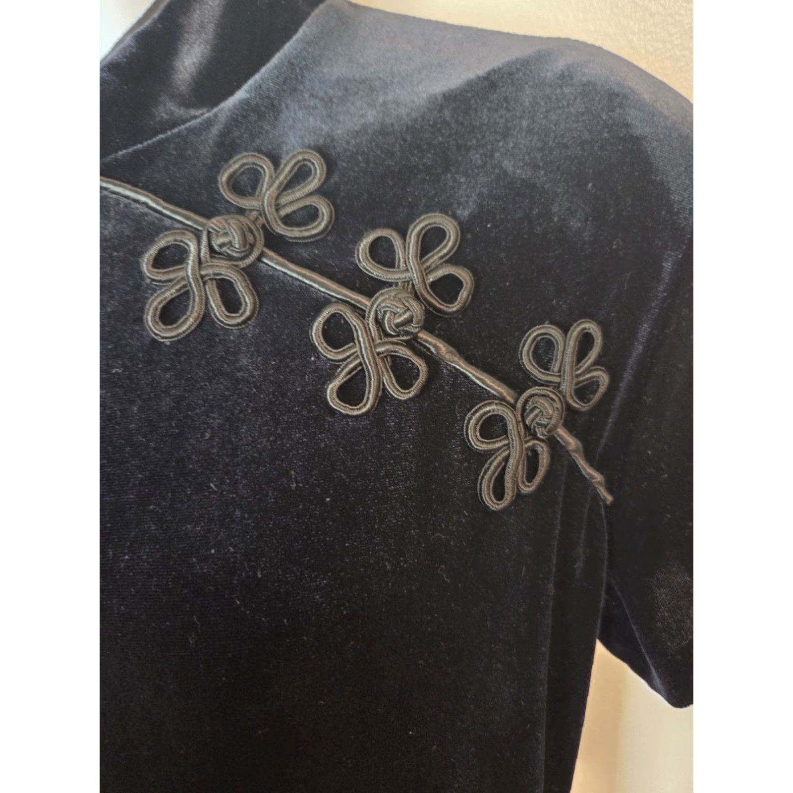 Vintage VINTAGE 90s Jessica Howard Asian Style Black Velour Faux Frog Closure Maxi Dress 12 Size XL / US 12-14 / IT 48-50 - 3 Thumbnail