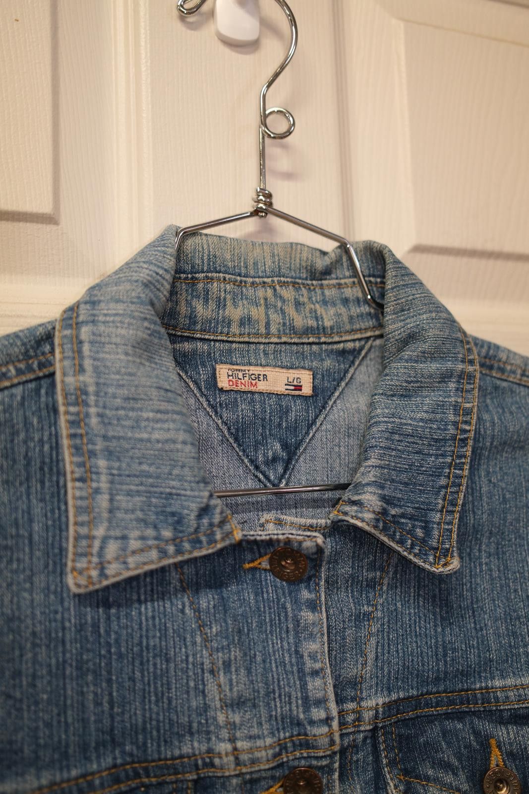 Tommy Hilfiger 00's Tommy Hilfiger Denim Trucker Denim Jacket Size L / US 10 / IT 46 - 5 Thumbnail