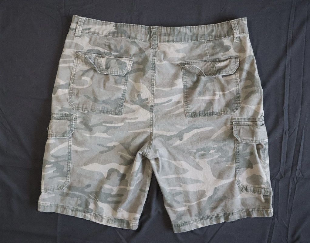 UNIONBAY Unionbay Camo Cargo Shorts – Size 40 Size US 40 / EU 56 - 5 Thumbnail