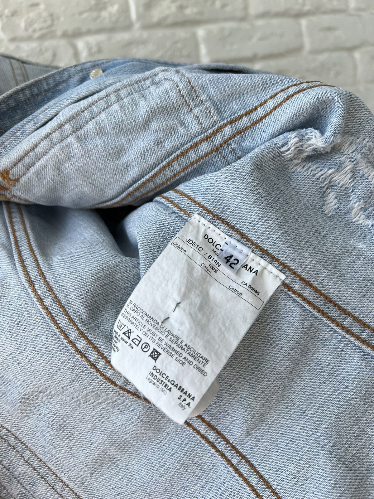 Dolce & Gabbana Dolce & Gabbana Blue Washed Denim Jacket Size M / US 6-8 / IT 42-44 - 8 Thumbnail