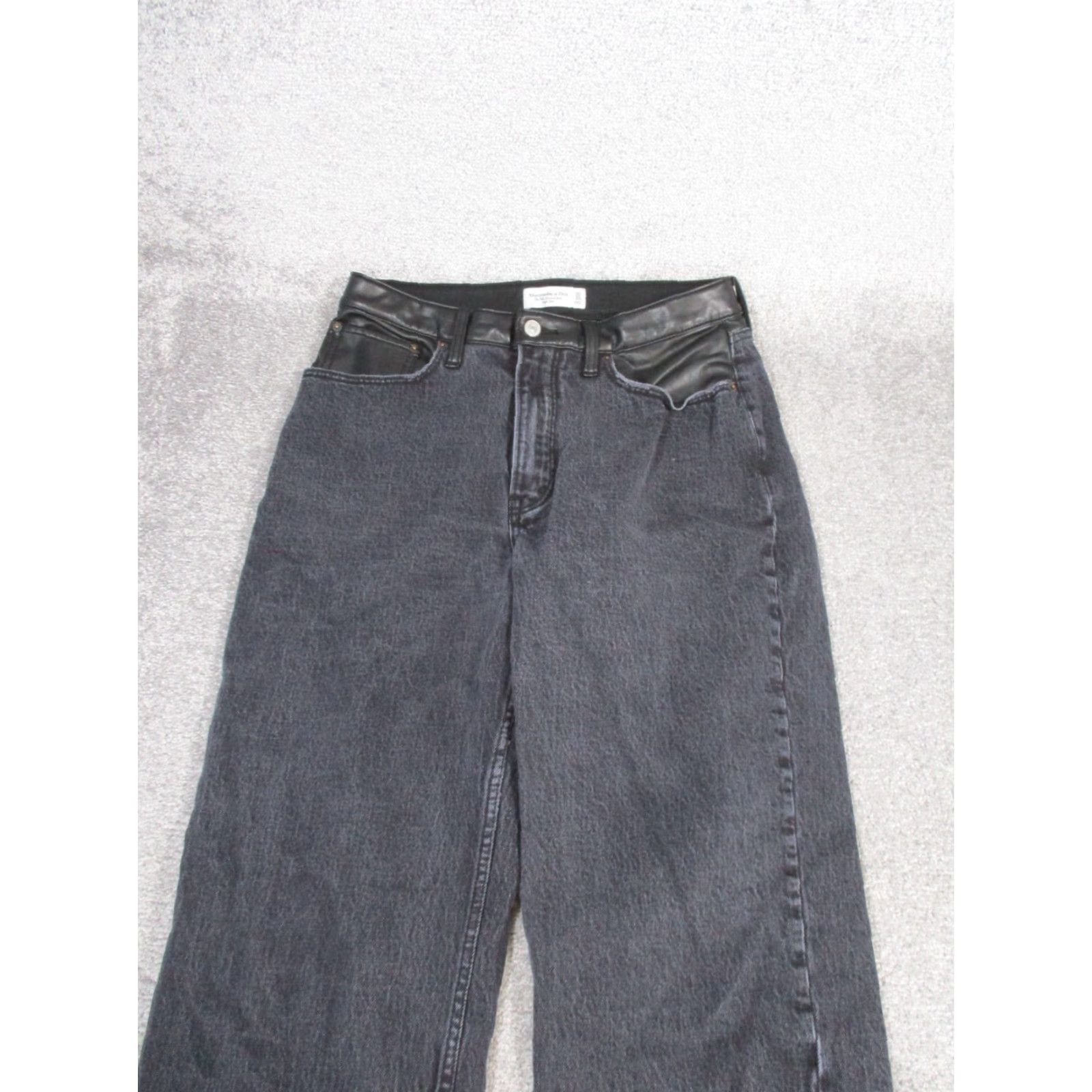 Abercrombie & Fitch VINTAGE Abercrombie & Fitch Jeans Womens 10P Short 90s Relaxed Curvy Faded Black Denim Size 32" / US 10 / IT 46 - 2 Thumbnail