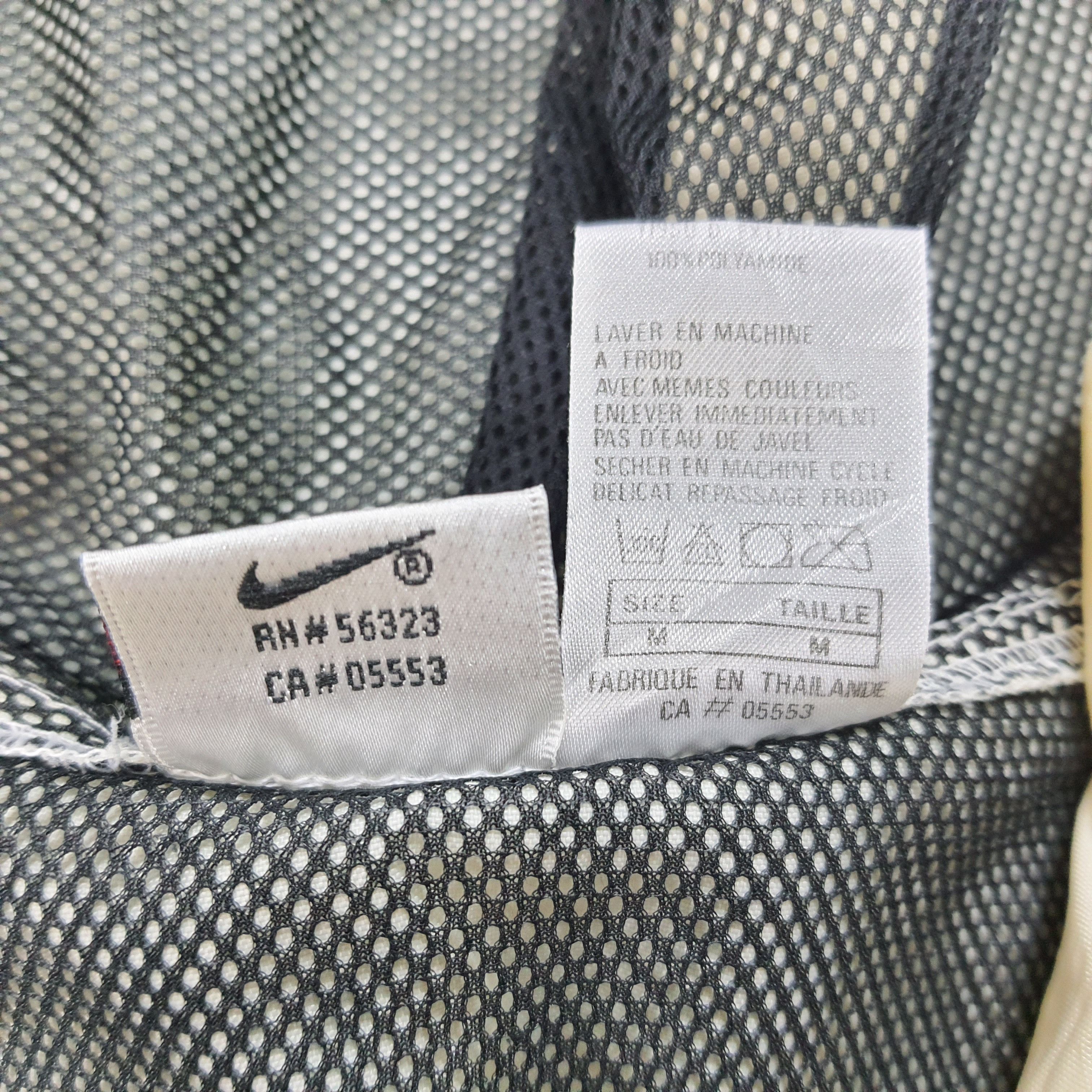 Japanese Brand × Nike × Vintage Vintage Nike Center Windbreaker Hoodie Jacket Size US XL / EU 56 / 4 - 6 Thumbnail
