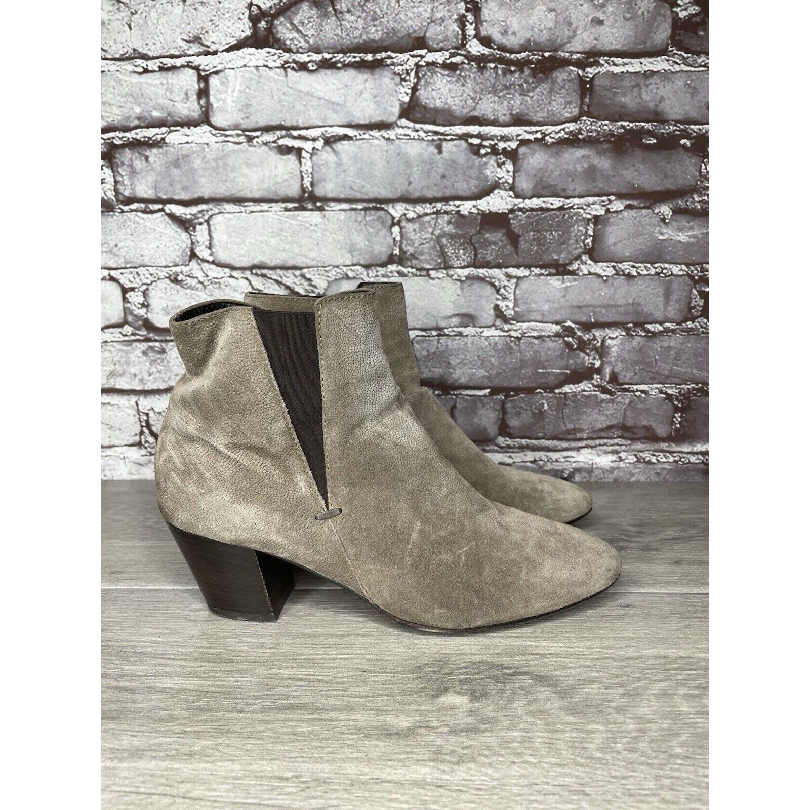 Aquatalia Aquatalia Taupe Suede Leather Side Zip Heel Ankle Booties Wo Size US 10 / IT 40 - 5 Thumbnail