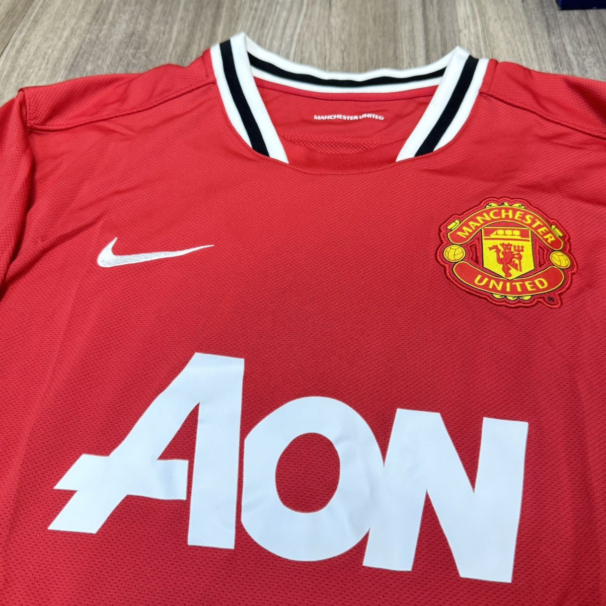 Other Manchester United 11/12 home shirt #14 Chicharito Size US XL / EU 56 / 4 - 3 Thumbnail