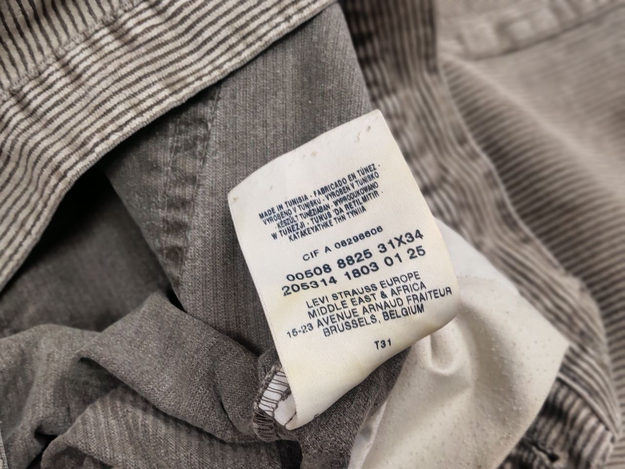 Levi's Vintage Levis 508 Dark Faded Corduroy Baggy Pants Y2K Style Size US 32 / EU 48 - 14 Thumbnail