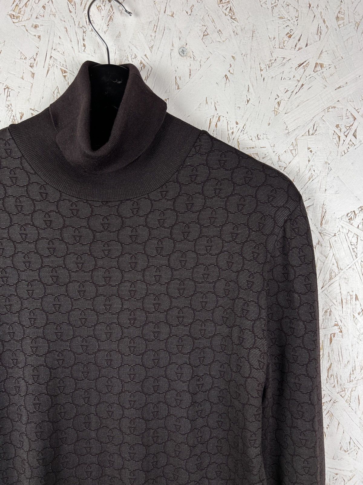 Gucci 90s Vintage Tom Ford Gucci Silk Wool GG Web Monogram Sweater Size M / US 6-8 / IT 42-44 - 2 Thumbnail