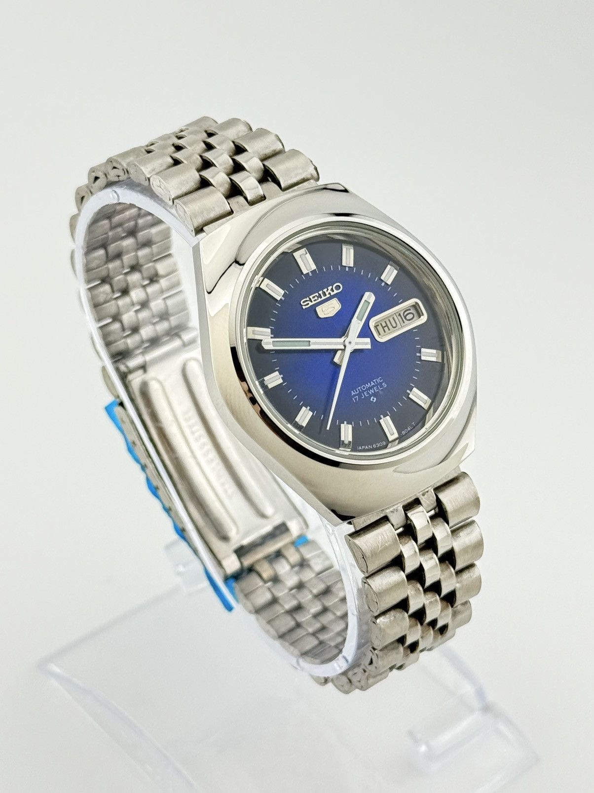 Seiko Vintage Seiko 5 Automatic Blue Gradient Dial 36mm Wristwatch Size 36 - 2 Thumbnail
