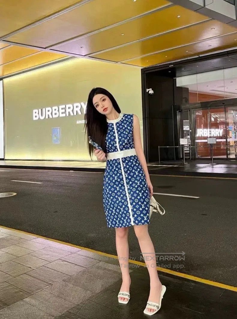 Louis Vuitton Louis Vuitton Blue Sleeveless Dress. Size US S / EU 44-46 / 1 - 7 Thumbnail