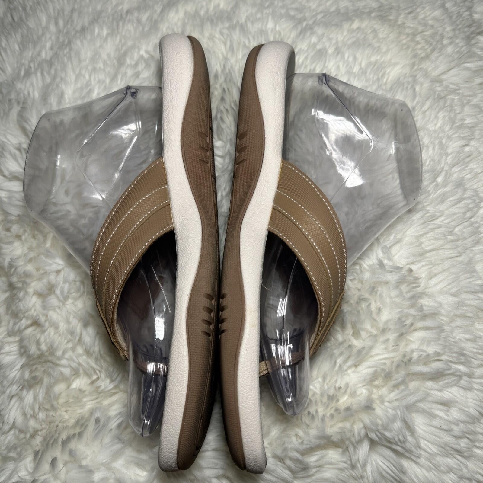 Clarks Clarks Cloudsteppers Flip-Flops Women's Tan Sz9 Strap Adjust Size US 9 / IT 39 - 2 Thumbnail