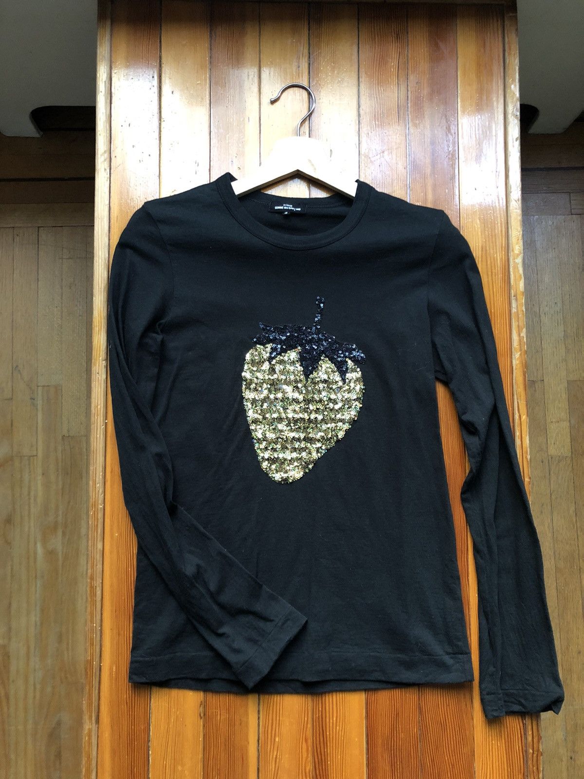 Comme des Garcons × Comme des Garcons Homme Plus × Tricot Comme des Garcons Tricot Comme des Garçons AW17 Sequin Strawberry Shirt Size S / US 4 / IT 40 - 8 Thumbnail