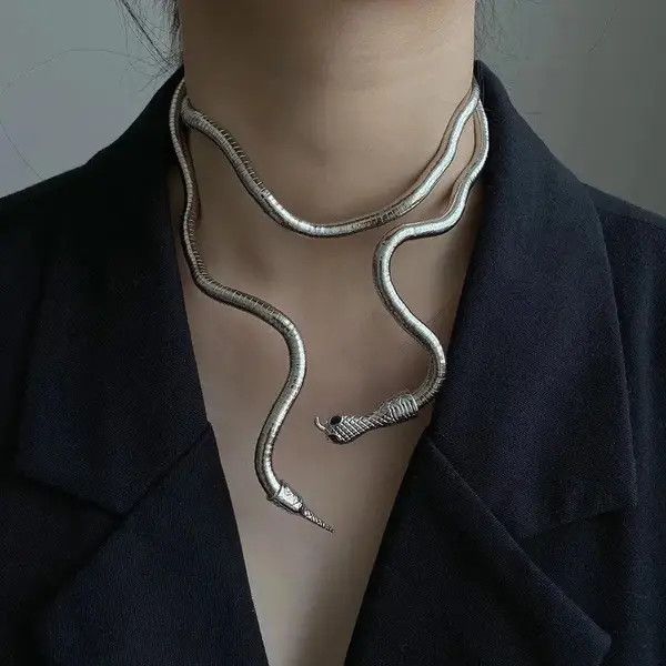 Japanese Brand × Vintage Jewelry Snake Necklace Hot Selling Size ONE SIZE - 3 Thumbnail