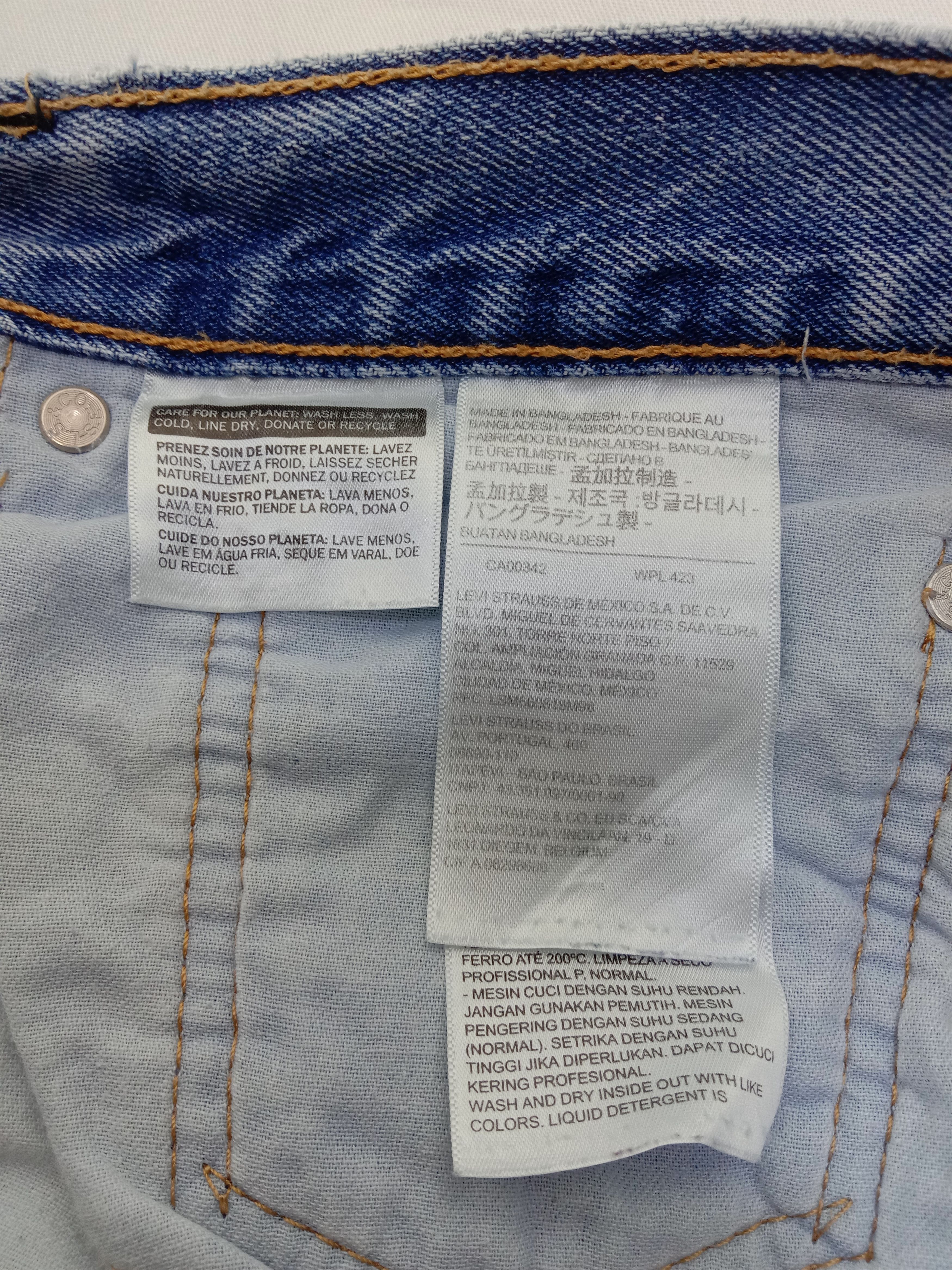 Levi's Vintage Levi's 550 Jeans Relaxed Fit Distressed Denim Size US 37 - 12 Thumbnail