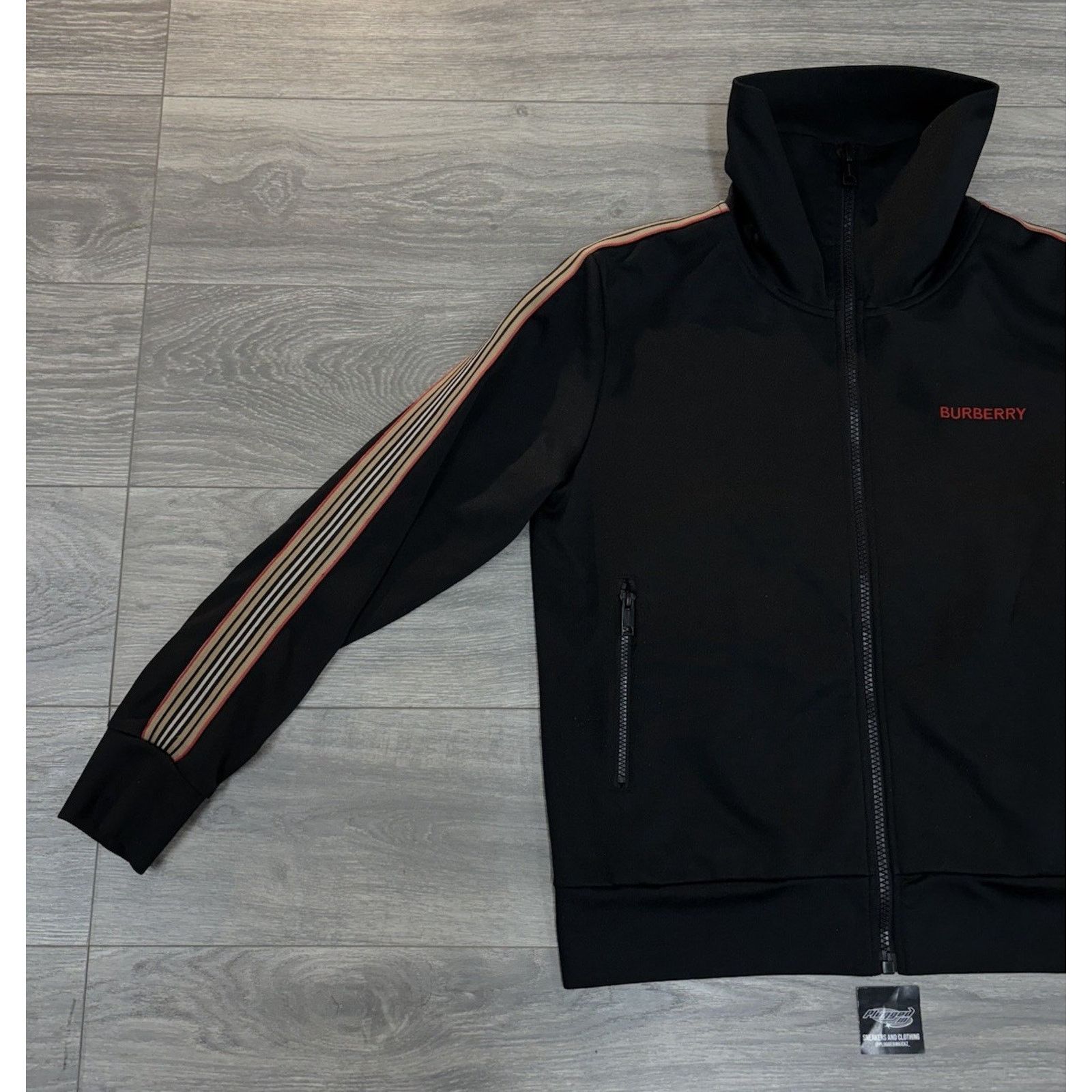 Burberry Burberry Striped Track Suit ' Black ' | EXCELLENT! Size US L / EU 52-54 / 3 - 3 Thumbnail