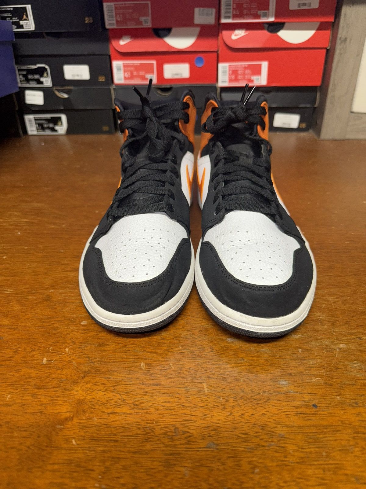 Nike Air Jordan 1 Mid Shattered Backboard size 11 Size US 11 / EU 44 - 8 Thumbnail