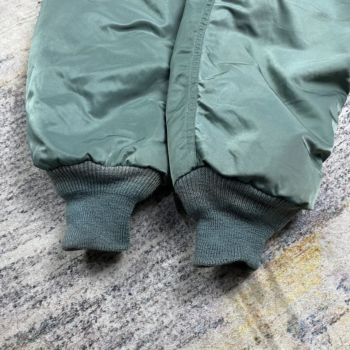 Alpha Industries Vintage 90s Alpha industries B-15D bomber flight jacket Size US M / EU 48-50 / 2 - 11 Thumbnail