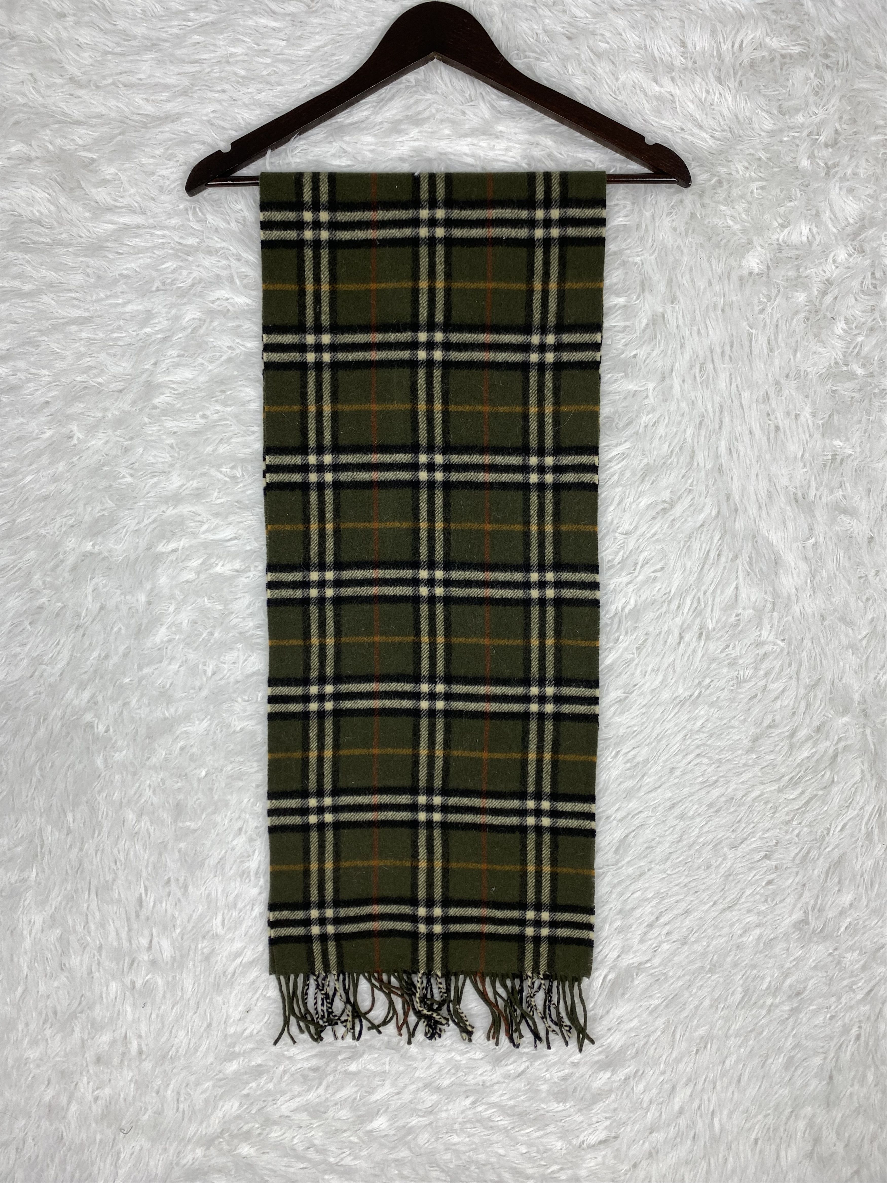 Burberry Vintage Burberry Scarf / Muffler Neckwear PM0004 Size ONE SIZE - 7 Thumbnail