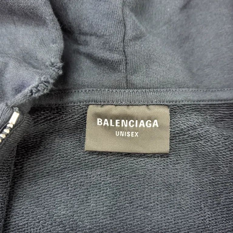Balenciaga Balenciaga Dark Blue Letter Pattern Printing Size US L / EU 52-54 / 3 - 2 Thumbnail