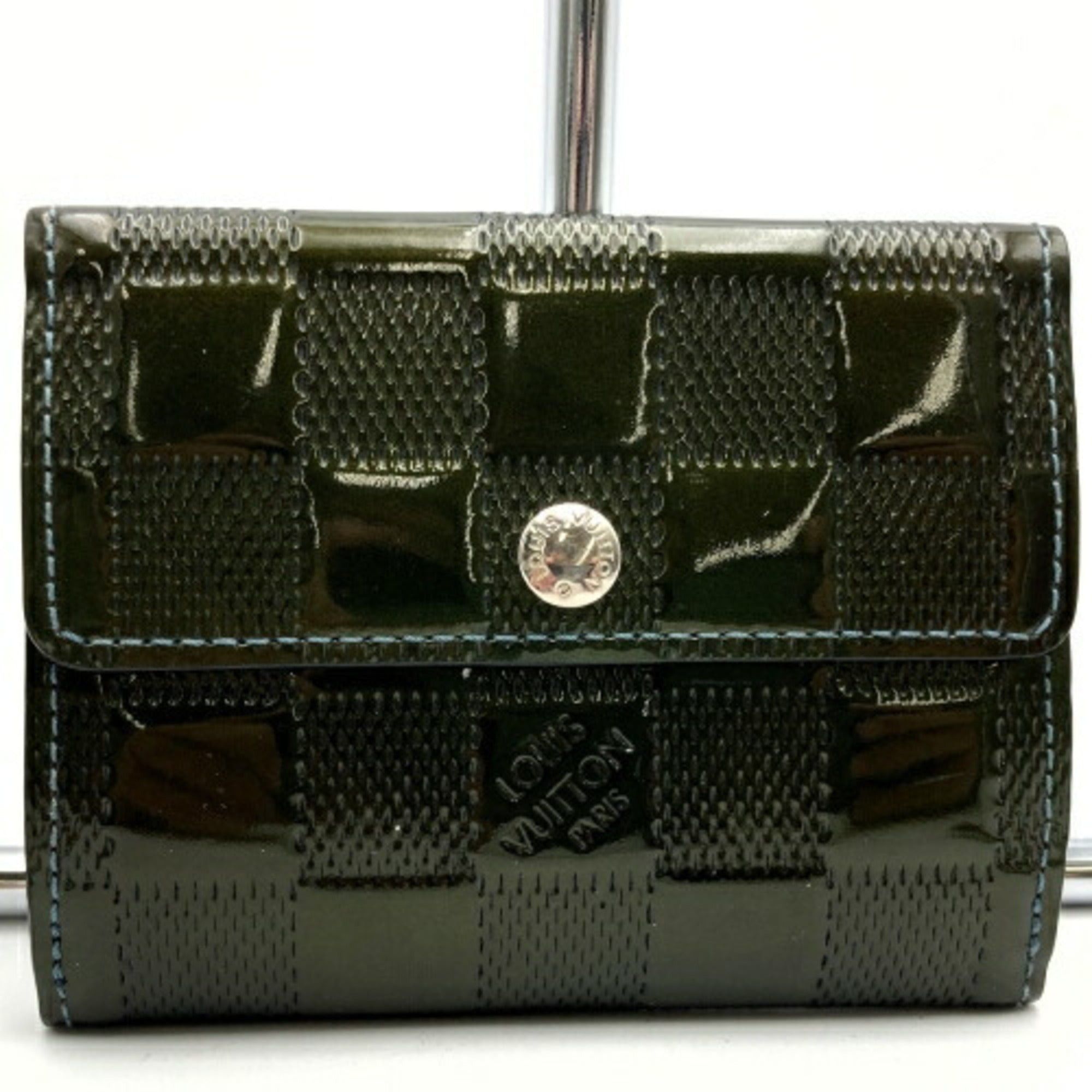 image of Louis Vuitton M92136 Ludlow Damier Vernis Bi-Fold Wallet Green Dark Women's It0Jhnaj2Qfe