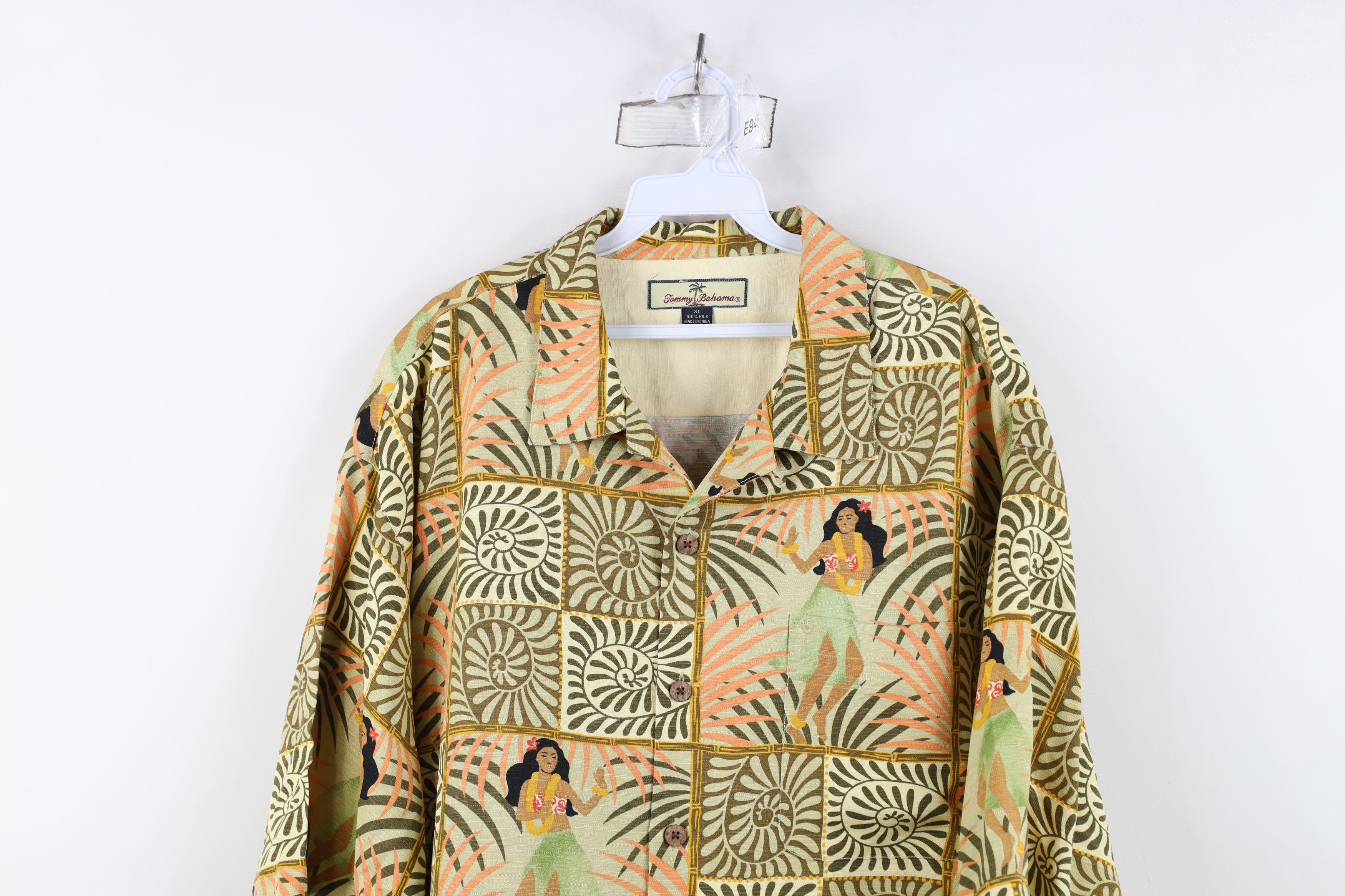 Tommy Bahama Vintage 90s Tommy Bahama Hawaiian Looped Collar Button Shirt Size US XL / EU 56 / 4 - 2 Thumbnail