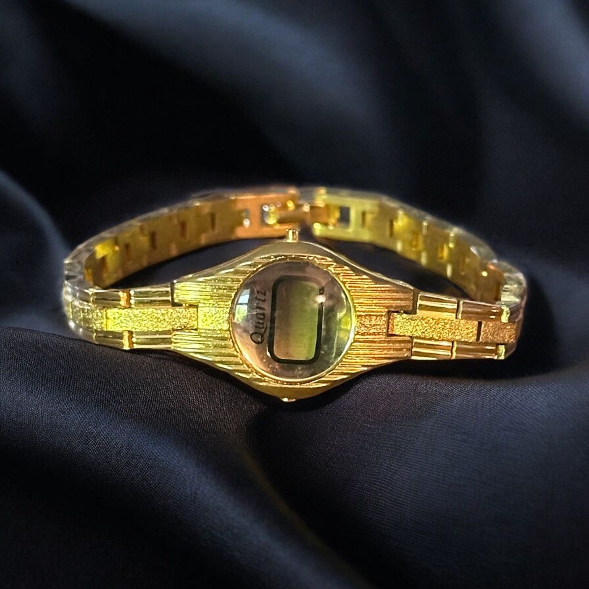 Vintage Quartz Gold Tone Digital Watch, Women's