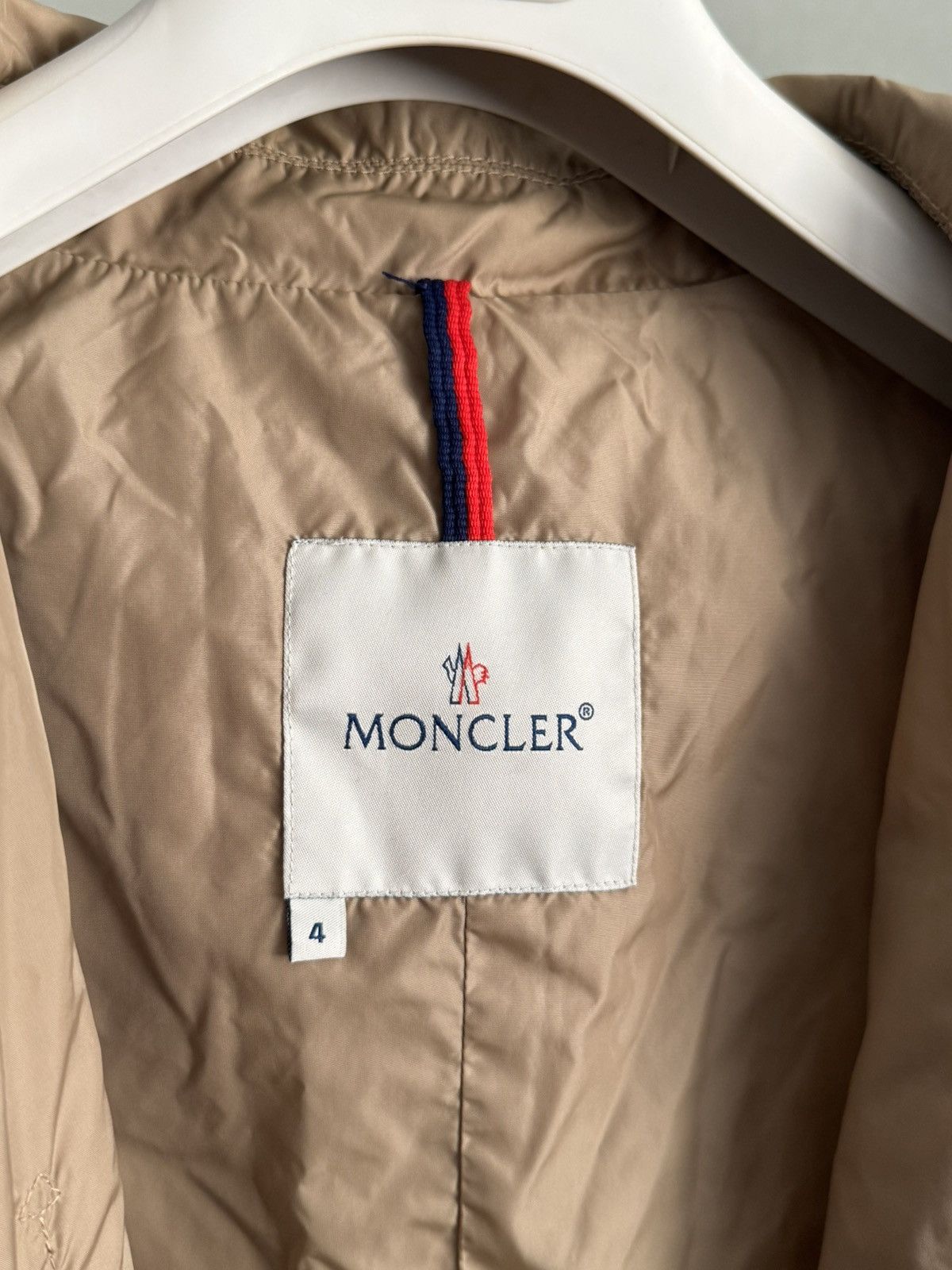 Moncler Moncler nylon shimmering jacket size 4 Size L / US 10 / IT 46 - 7 Thumbnail