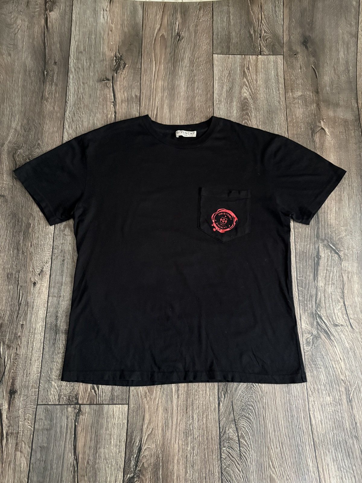 Givenchy Givenchy Pocket Logo T-Shirt Size US L / EU 52-54 / 3 - 1 Thumbnail