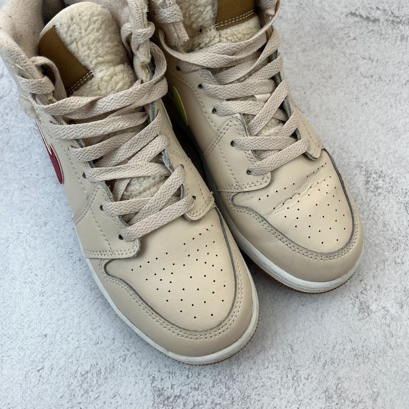 Jordan Brand Hi-top sneakers Air Jordan 1 Mid Fleece Pearl White GS Shoes Size US 8 / IT 38 - 5 Thumbnail