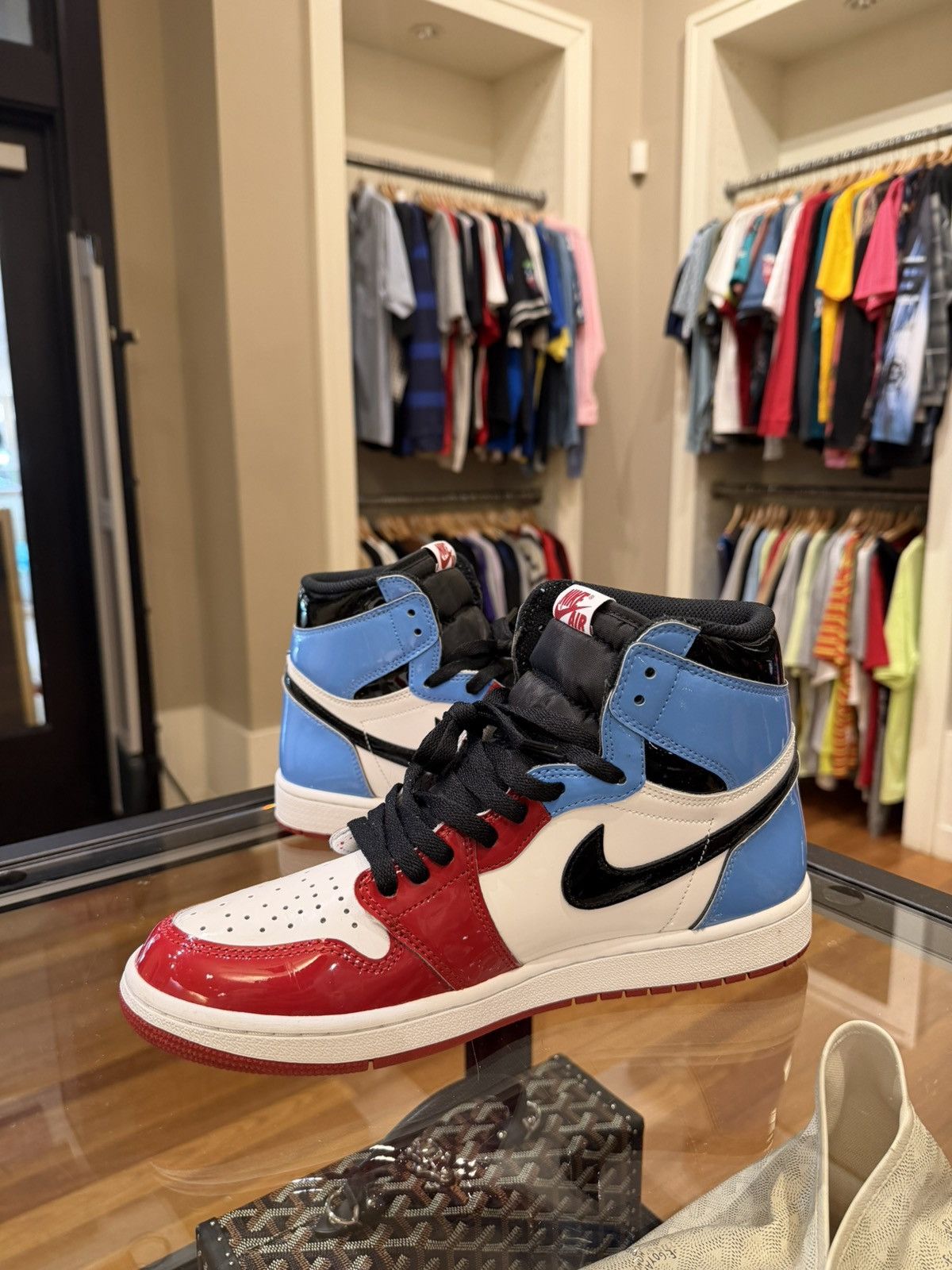 Jordan Brand Jordan 1 Retro High ‘Fearless UNC Chicago’ Size US 9.5 / EU 42-43 - 3 Thumbnail