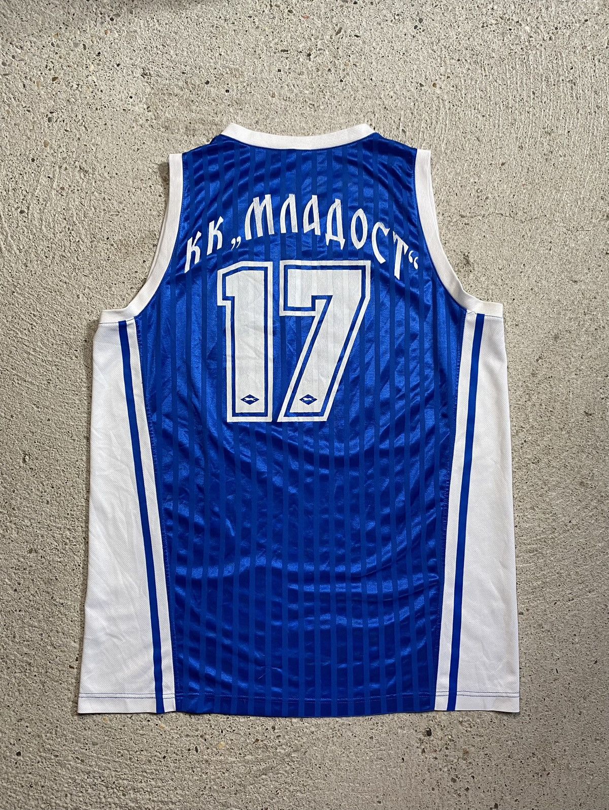 Vintage Vintage tanktop jersey basketball KK Mladost Zemun Serbia Size US L / EU 52-54 / 3 - 1 Thumbnail