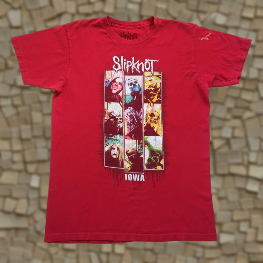 Vintage VINTAGE SLIPKNOT T-SHIRT Red Graphic Distressed Y2K IOWA TOUR BAND ROCK MUSIC SZ M Size US M / EU 48-50 / 2 - 1 Thumbnail
