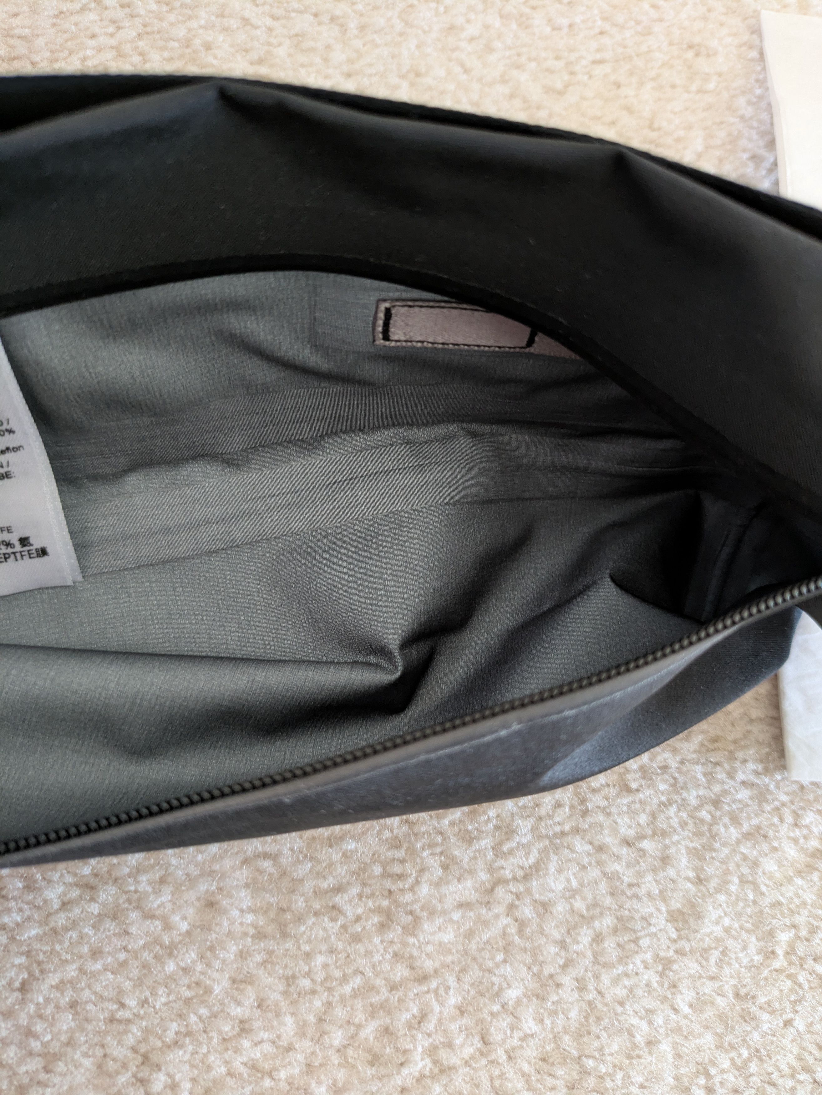 Arc'teryx Arc'teryx Veilance Monad Waist/Sling Pack Size ONE SIZE - 9 Thumbnail