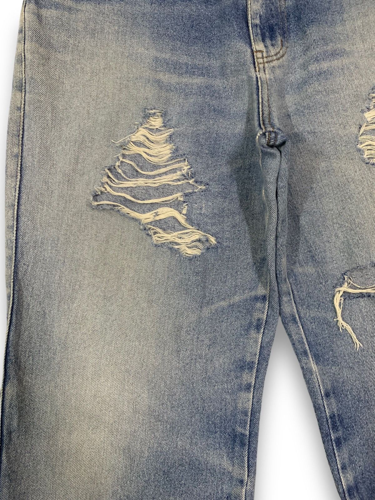 Japanese Brand Vintage Japanese Brand Blue Washed Baggy Distressed Jeans Size US 32 / EU 48 - 6 Thumbnail