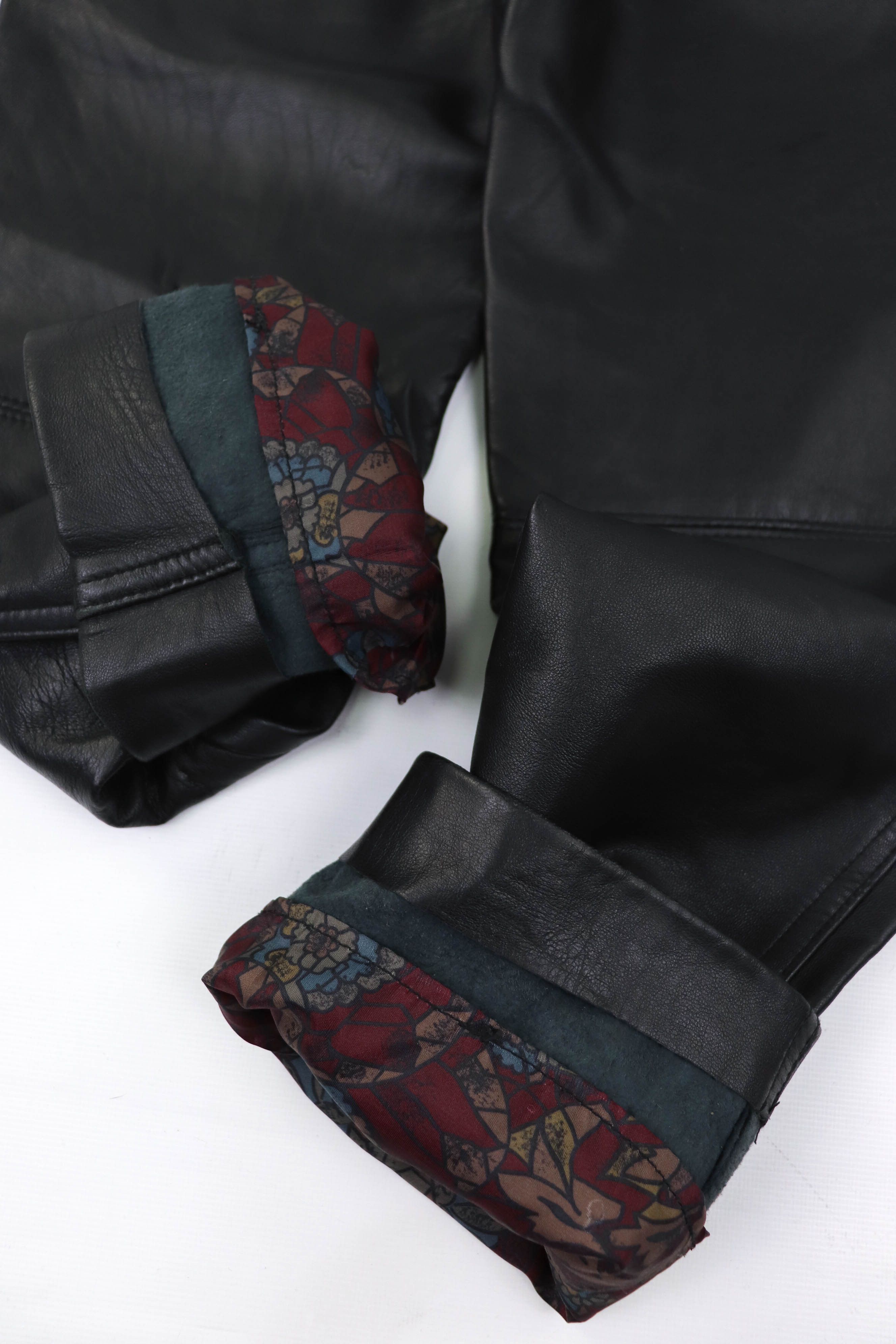 Genuine Leather Vintage Made in Spain Peleteria Galante Soft Leather Pants Size 28" / US 6 / IT 42 - 9 Thumbnail