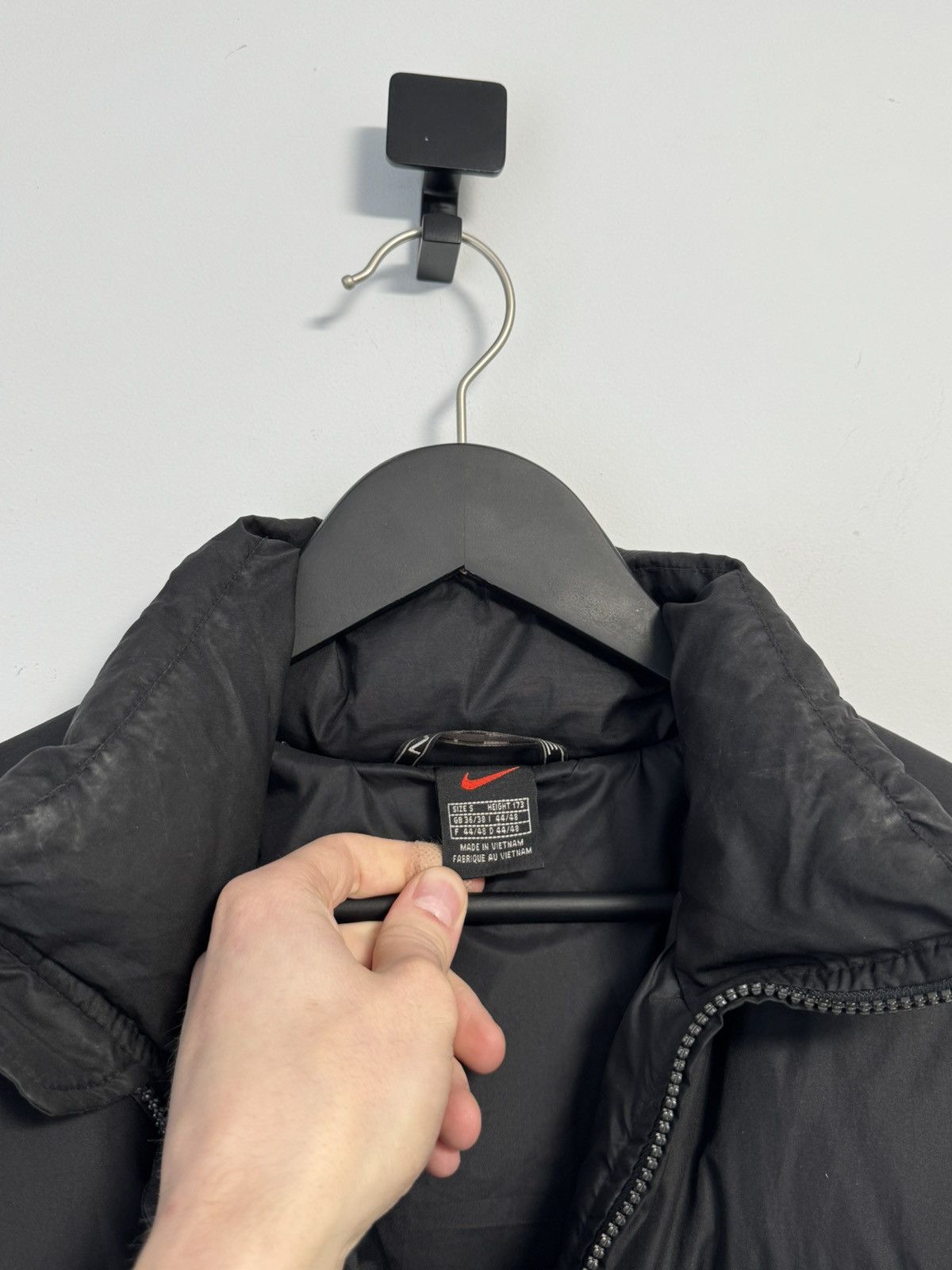 Nike Nike Vintage Down Puffer Jacket Big Swoosh Y2K Style Size US S / EU 44-46 / 1 - 11 Thumbnail