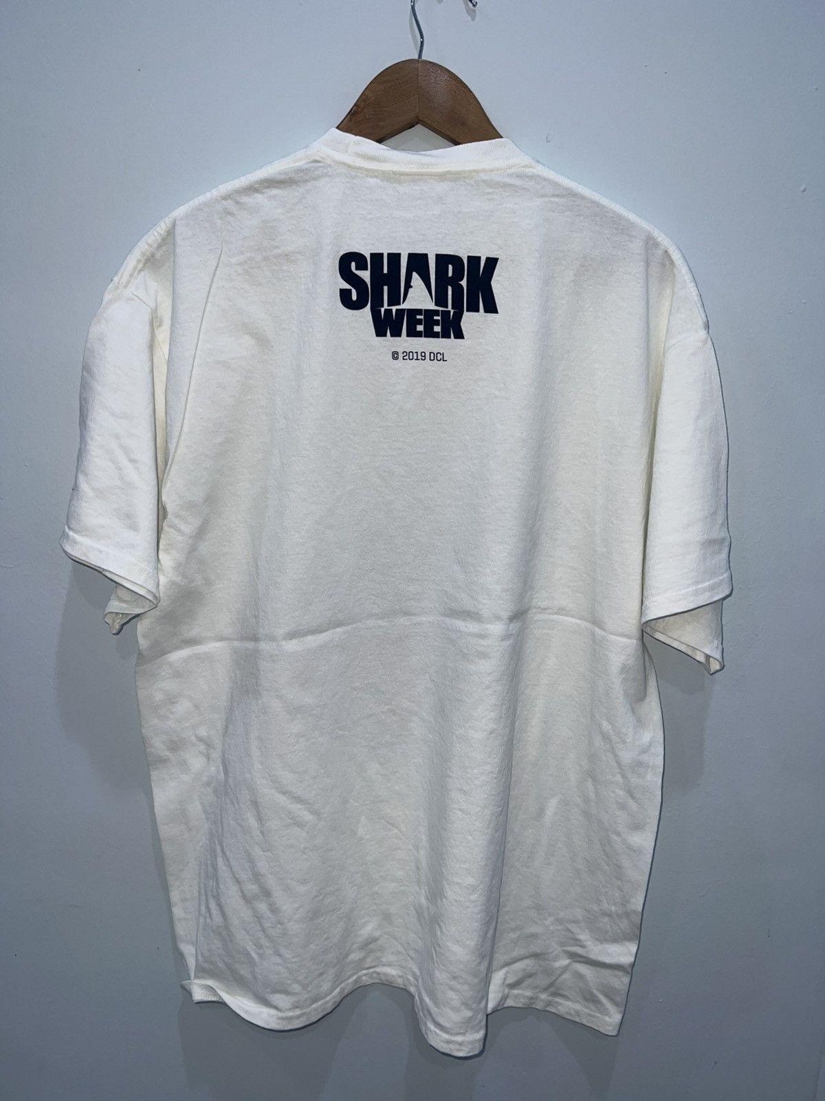 Other Great White Shark and Branding For Everi T-Shirt Size US XL / EU 56 / 4 - 4 Thumbnail