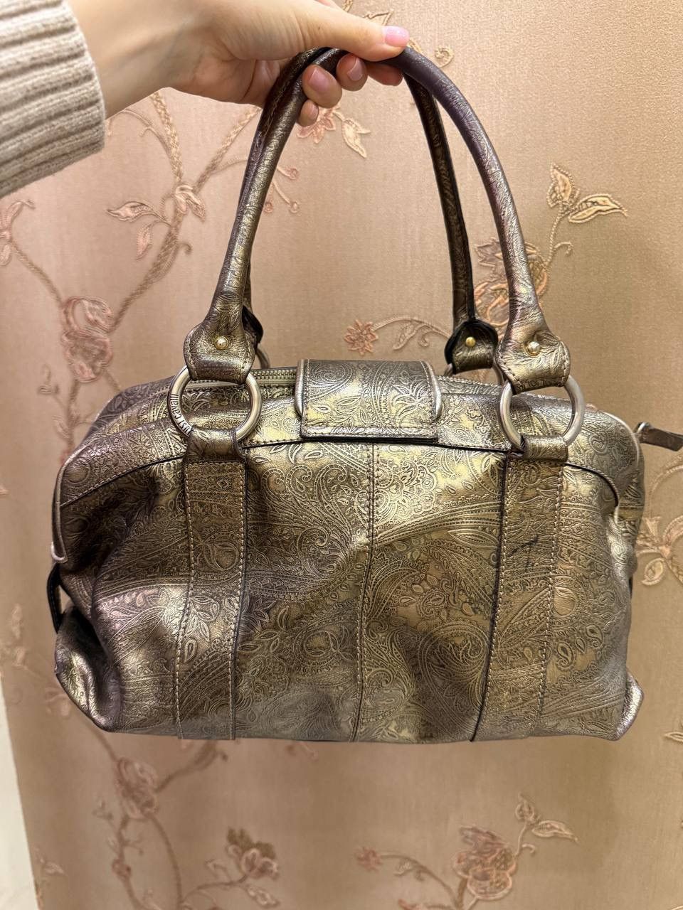 Just Cavalli Just Cavalli Gold Patterned Leather Buckle Bag Size ONE SIZE - 8 Thumbnail