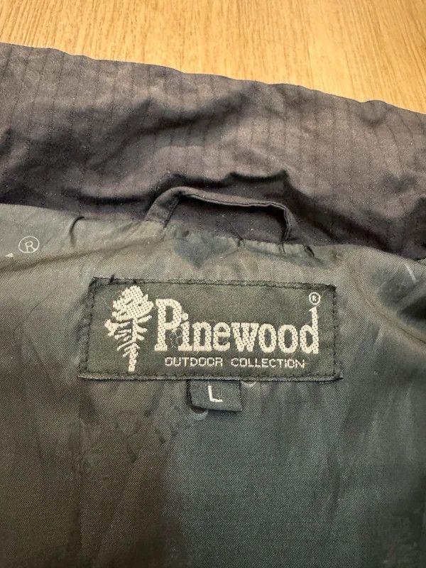 Other Pinewood Hunter Down Puffer Vest size L Size US L / EU 52-54 / 3 - 12 Thumbnail