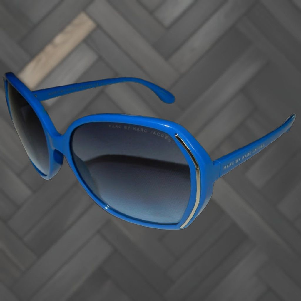 Marc Jacobs VINTAGE Marc Jacobs Sunglasses Women 58mm Blue Small Scratches Size ONE SIZE - 1 Thumbnail