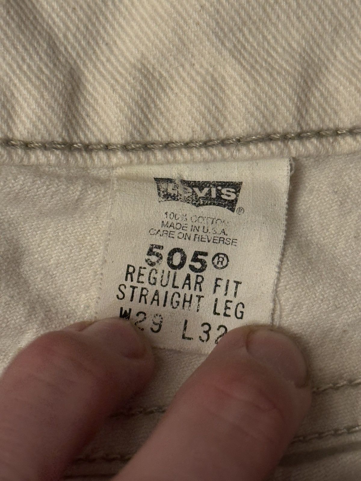 Levi's × Vintage Vintage blank tab Levi’s 550 white Size US 29 - 3 Thumbnail