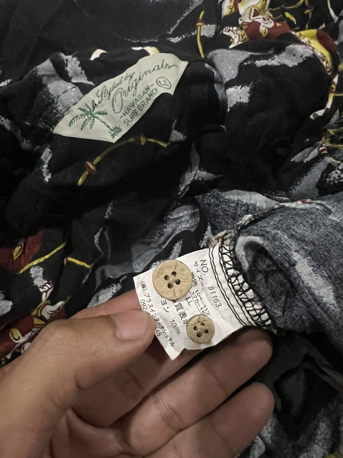 Sun Surf Vintage Japanese Raijin & Fujin God Rayon Hawaiian Shirt Size US L / EU 52-54 / 3 - 6 Thumbnail
