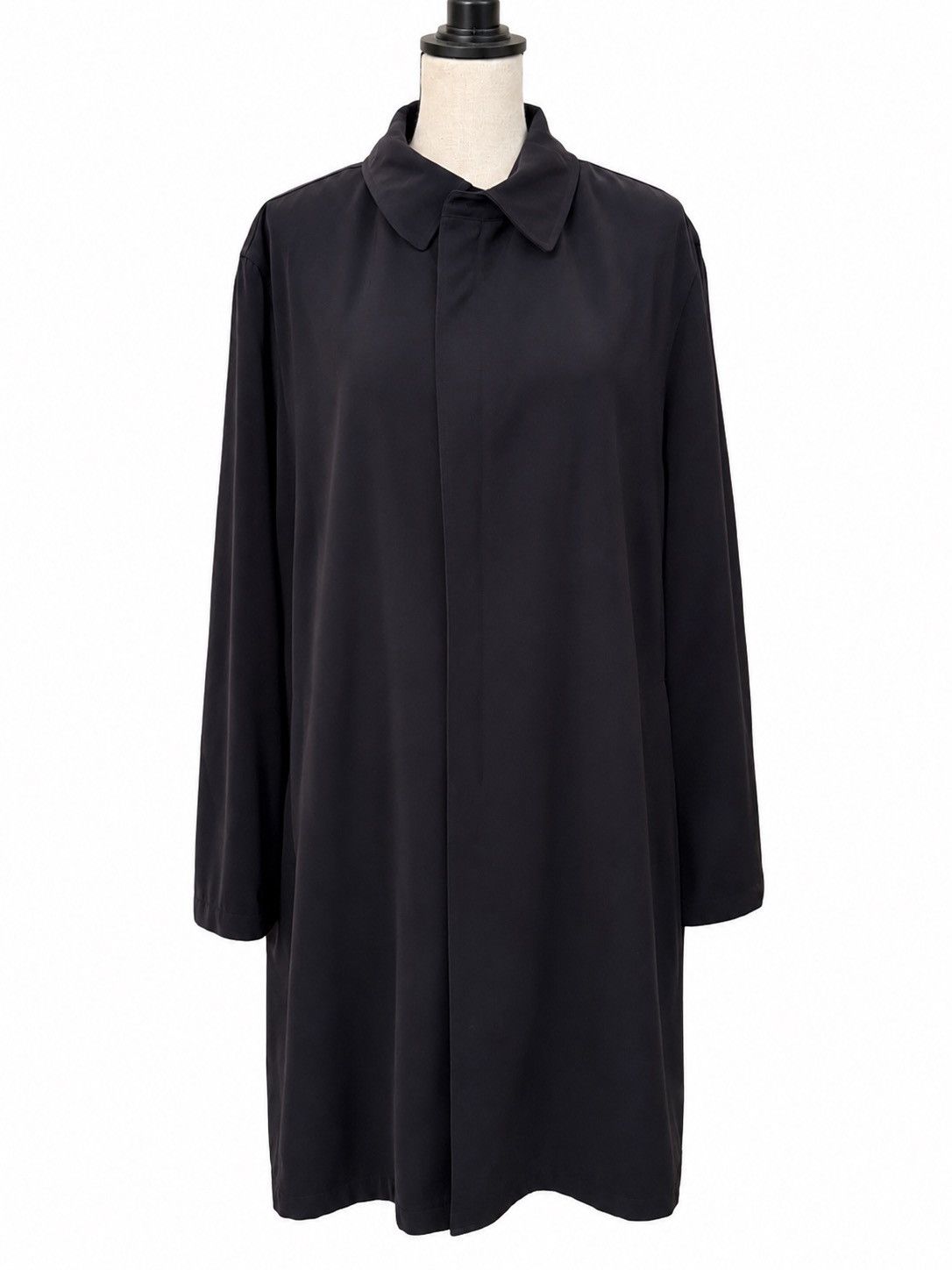 Giorgio Armani Vintage Giorgio Armani Classico Minimalist Mac Coat Size US L / EU 52-54 / 3 - 2 Thumbnail