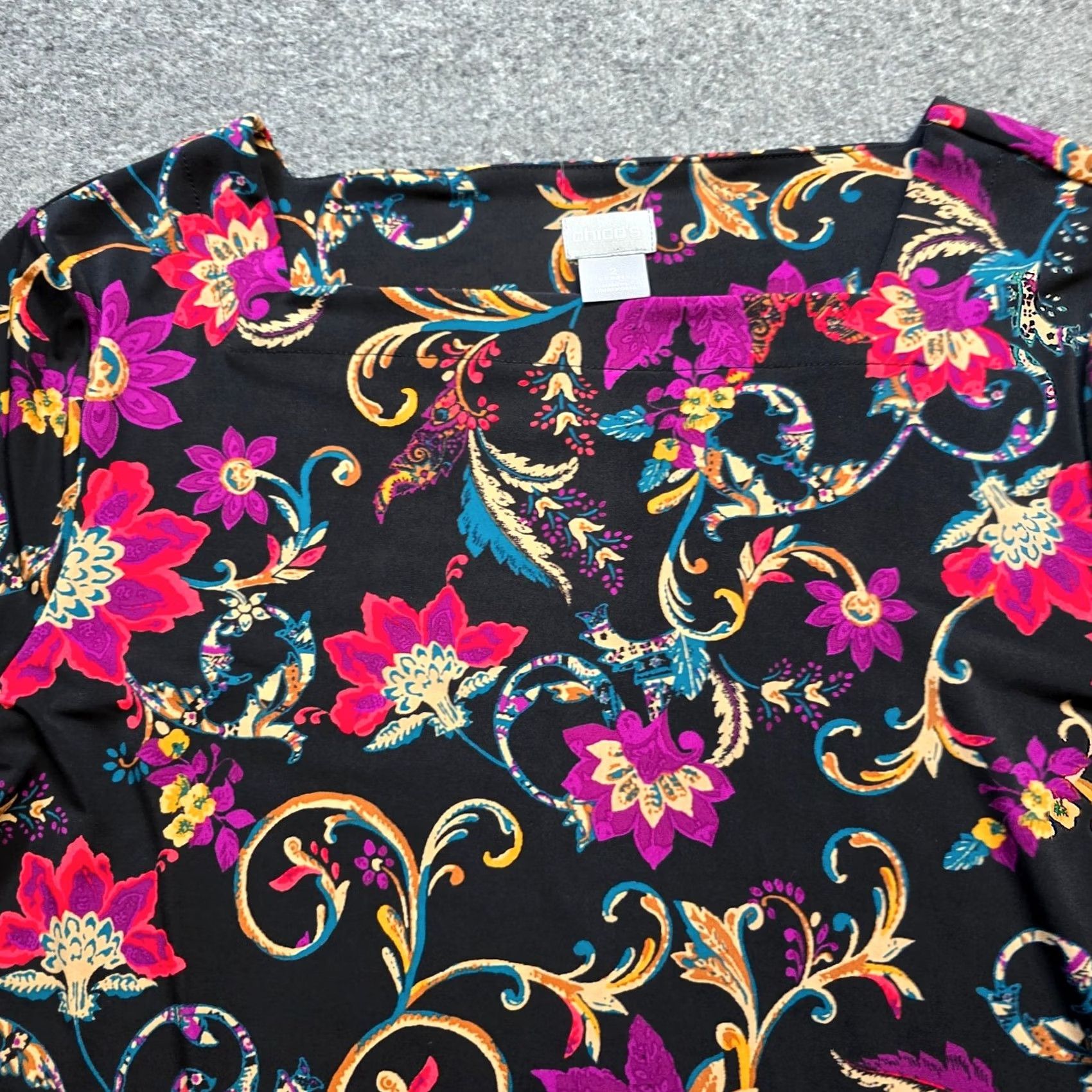 Vintage Chicos Travelers Top Womens Large Black Floral Stretch Square Neck Career Shirt Size L / US 10 / IT 46 - 2 Thumbnail