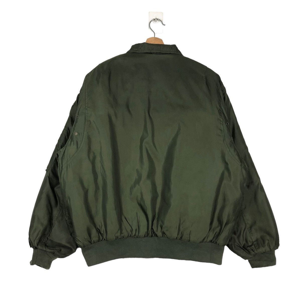 Japanese Brand 🔥90’s VINTAGE RIOT RIOT BOMBER JACKET FAD TRIBE JAPAN Size US L / EU 52-54 / 3 - 8 Thumbnail