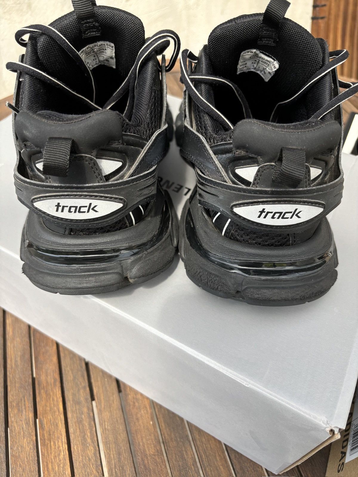 Balenciaga Balenciaga Track Runner V2 Black Size US 9 / EU 42 - 3 Thumbnail
