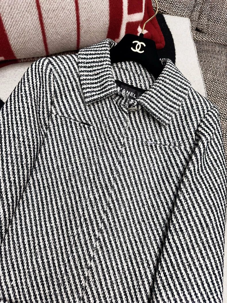 Chanel Chanel 16p black and white twill woven coat Size XXS / US 00 / IT 34 - 2 Thumbnail