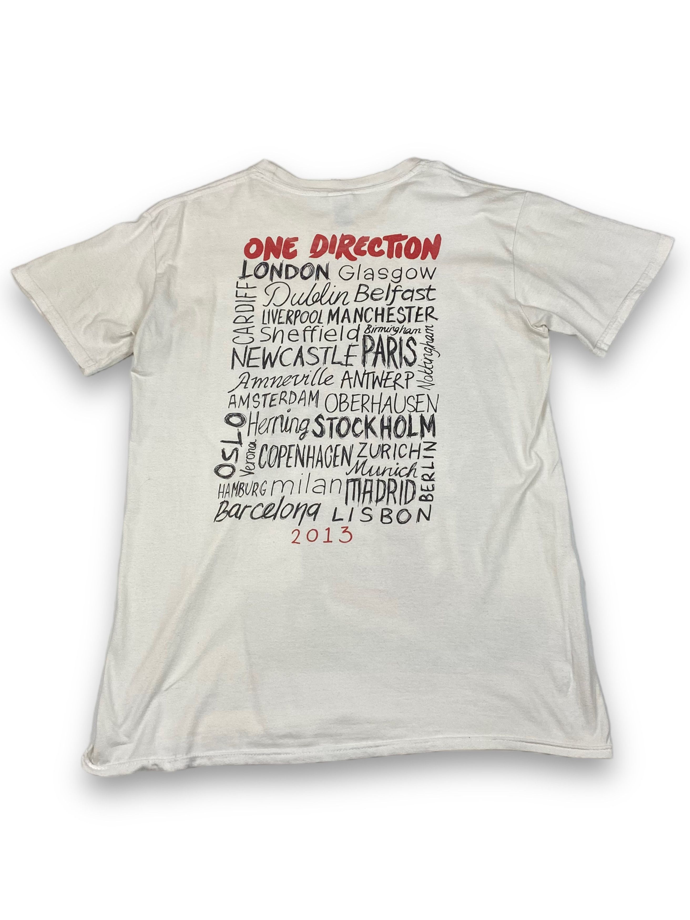 Band Tees × Vintage 2013 Vintage ONE DIRECTION Take Me Home Tour T-Shirt M722 Size US S / EU 44-46 / 1 - 7 Thumbnail