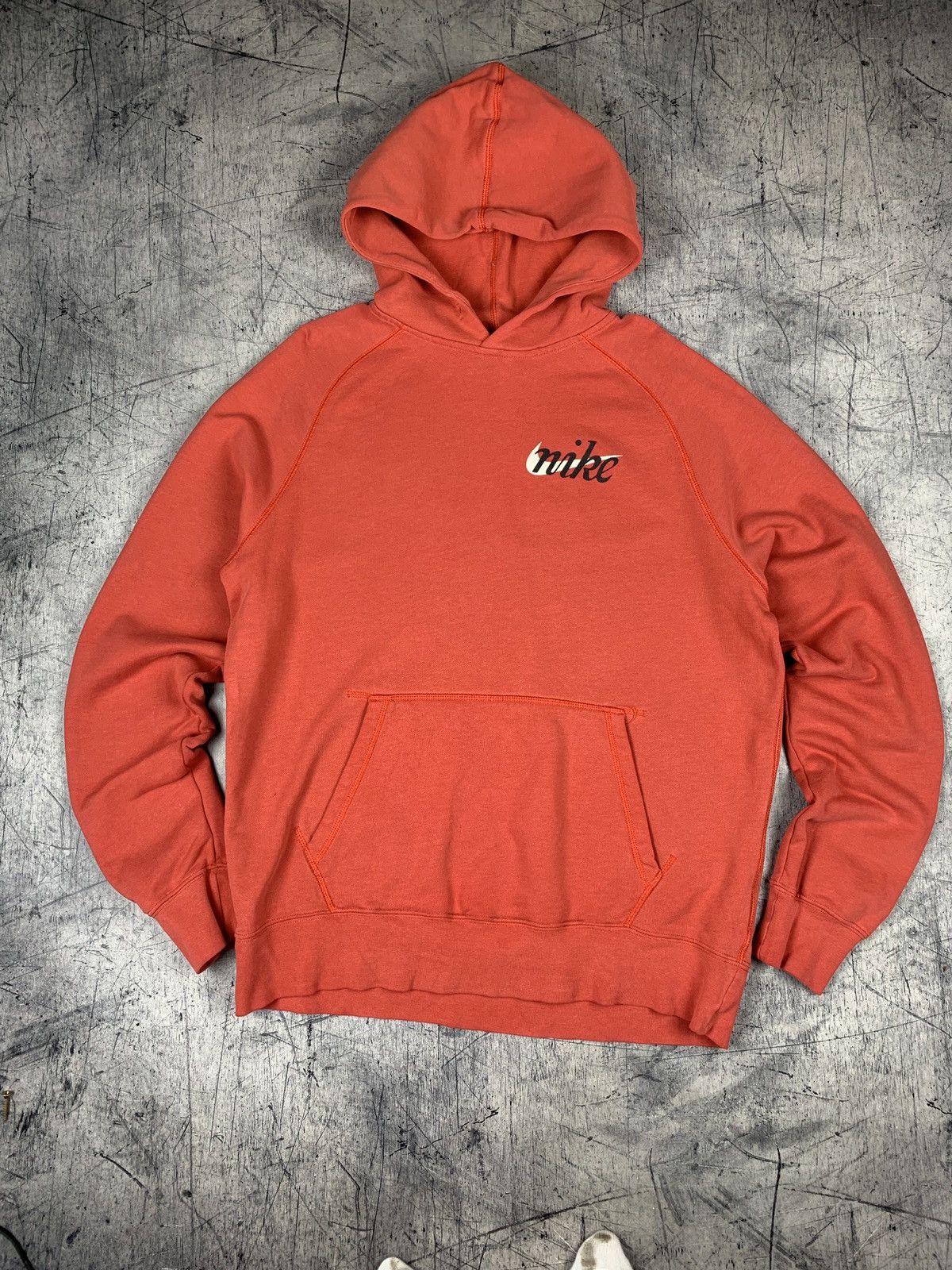 Nike Vintage Y2K Nike Swoosh Hoodie Big Logo Red Heavy Cotton Size US L / EU 52-54 / 3 - 5 Thumbnail
