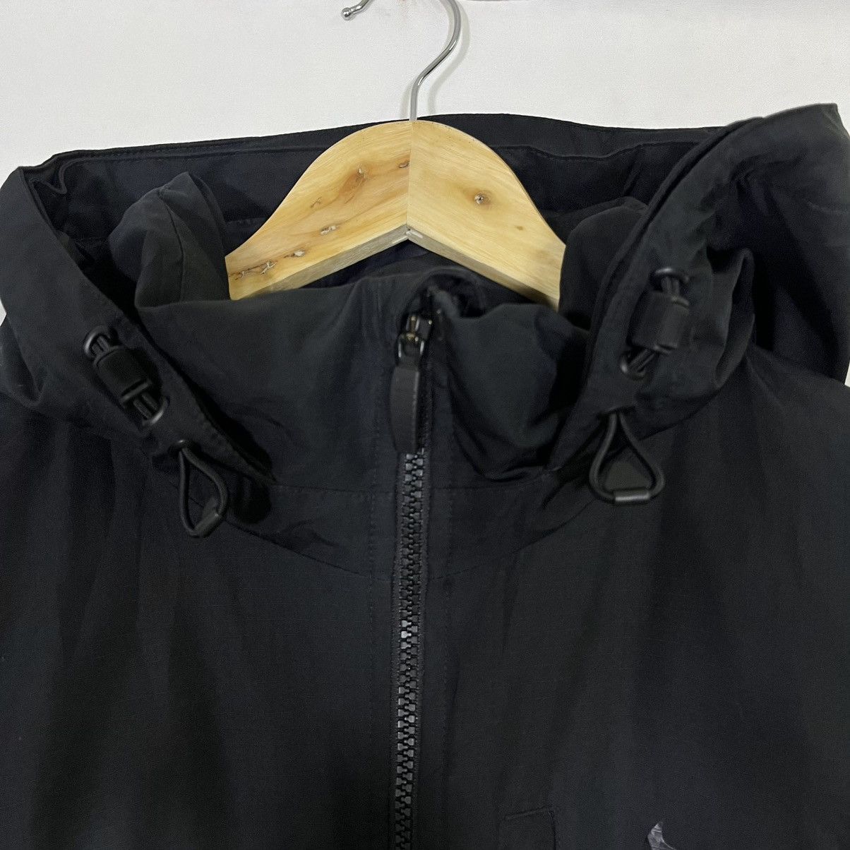 Nike NIKE SMALL LOGO PUFFER HOODED JACKET Size US L / EU 52-54 / 3 - 10 Thumbnail