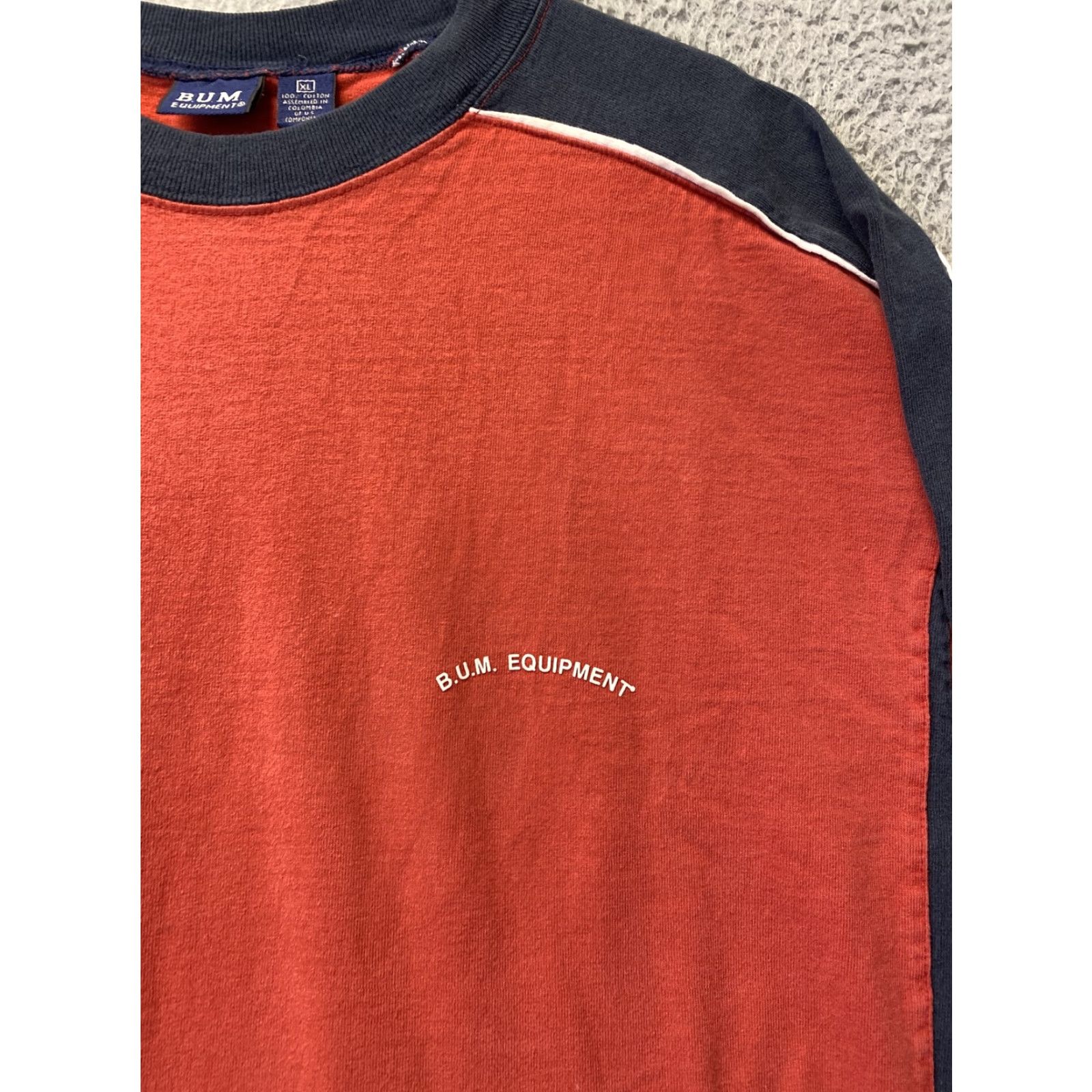 Vintage BUM Men's Long Sleeve Red Crew Neck Casual T-Shirt XL Outdoors 96-13 Size US XL / EU 56 / 4 - 2 Thumbnail